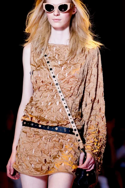 Look 61